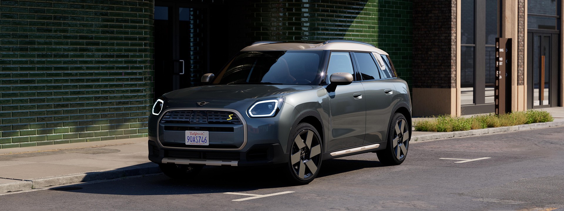 all-electric MIN Countryman